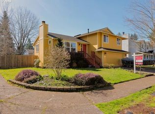 15848 NE Hancock St, Portland, OR 97230