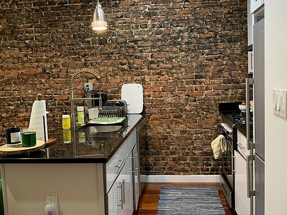 5th image of 3 Quincy St APT 2A