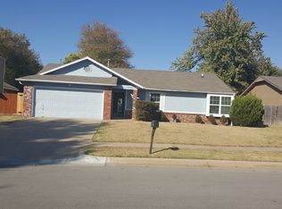 12205 E 81st Pl N, Owasso, OK 74055