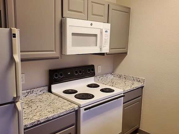 5th image of 12166 Metric Blvd APT 2008