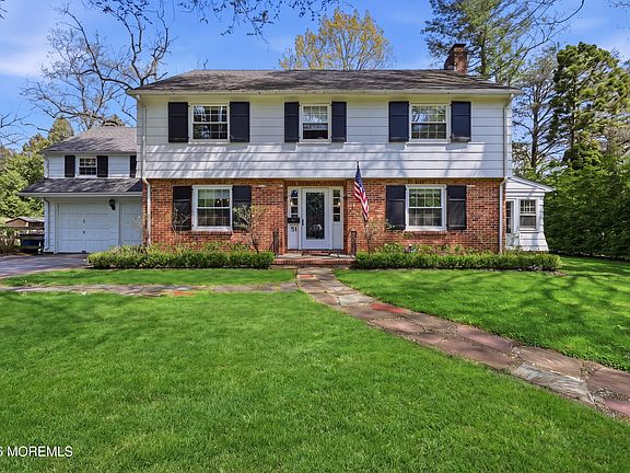 3rd image of 51 Beechwood Drive