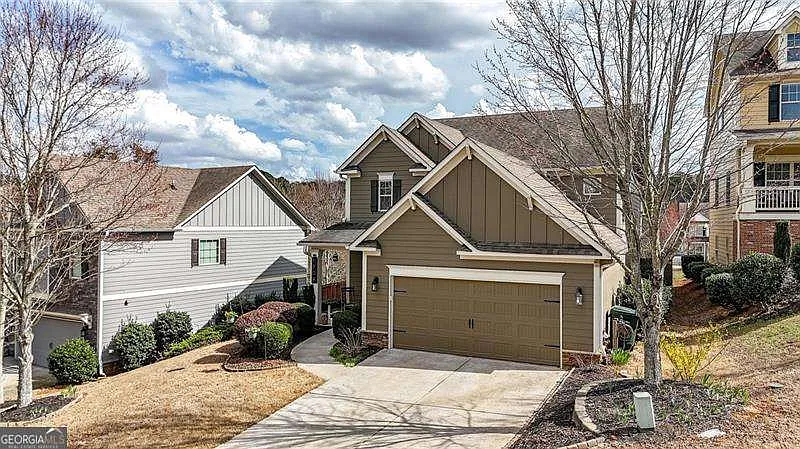 1704 Summit Village Ln photo 1