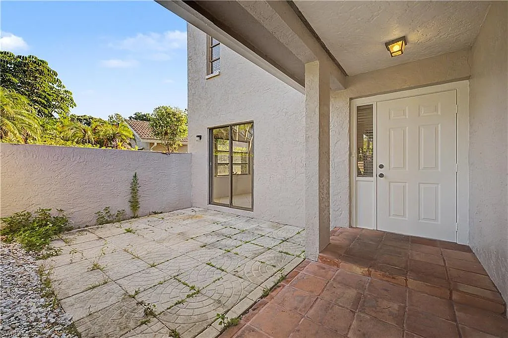 3 bed, 2.0 bath, 1533 sqft, $2,600 — Photo 2
