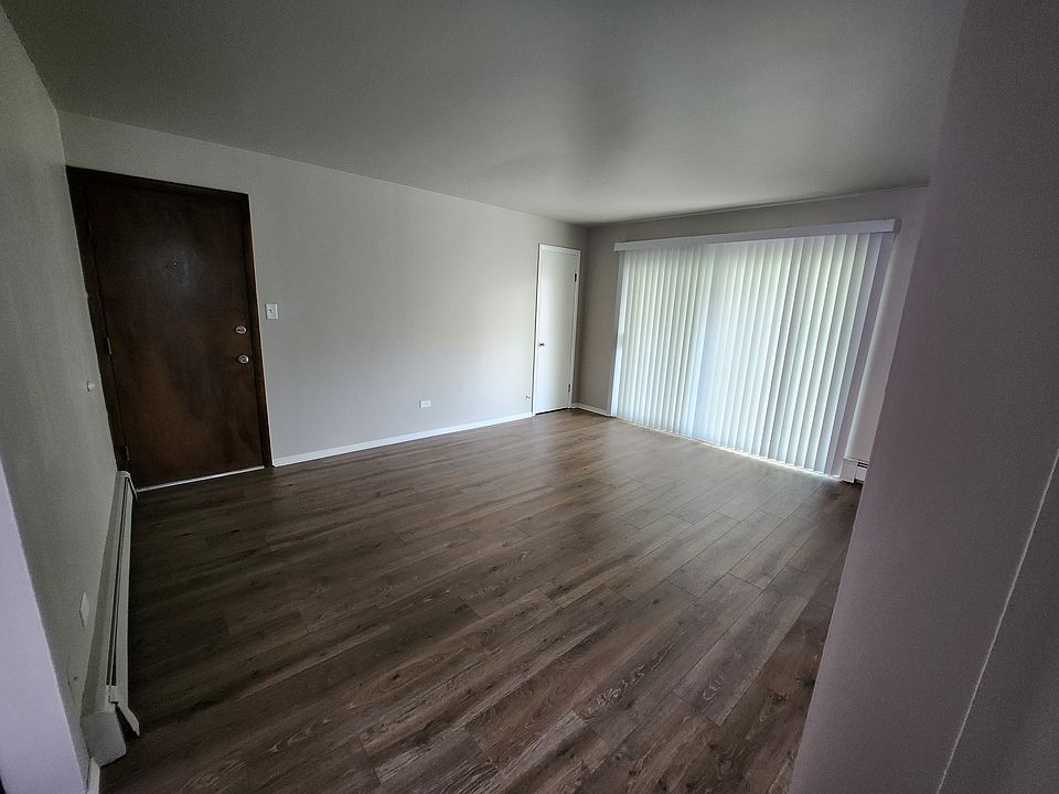Living room with balcony.