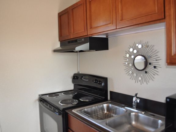 4th image of 1710 Coal Pl SE #4