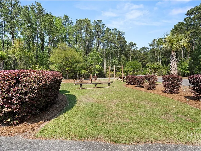 149 Benelli Dr — Photo 34