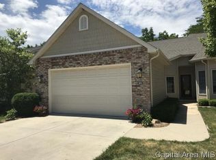 301 Boulder Creek Dr, Chatham, IL 62629