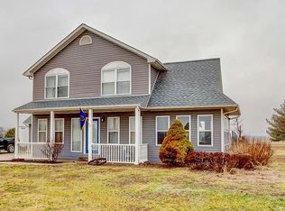 753 State Route 4 St, Saint Jacob, IL 62281