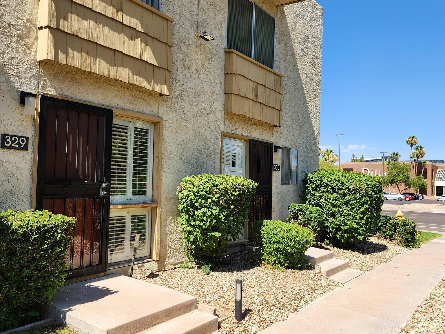 2 bed, 1.5 bath, 986 sqft, $1,550 — Photo 4