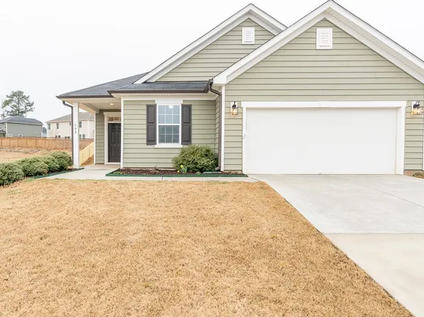 100 Hot Springs Ct, Holly Springs, NC 27540