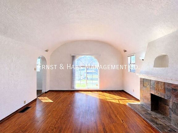 3rd image of 5426 Lewis Ave