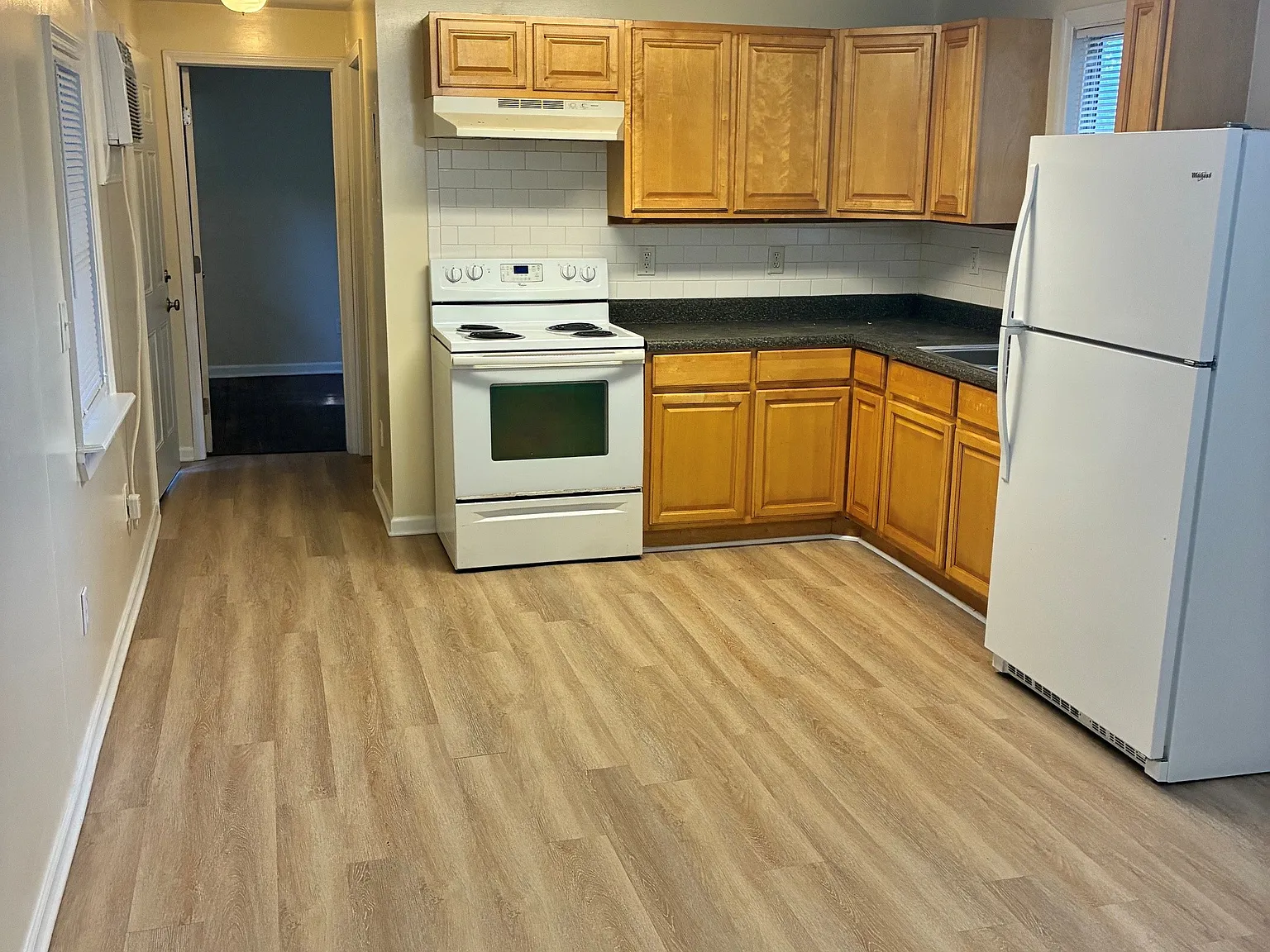 5411 Harrold Avenue — Photo 2