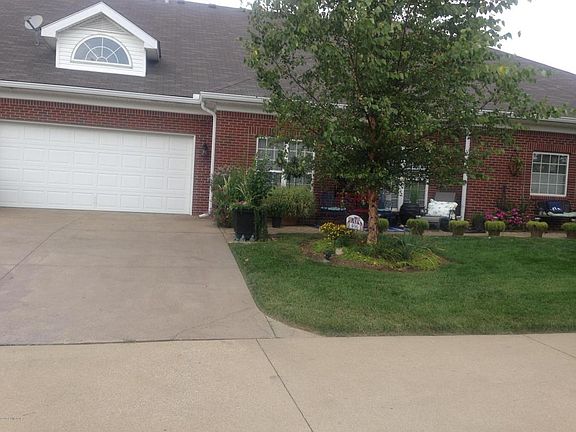 2nd image of 406 Turnberry Ln