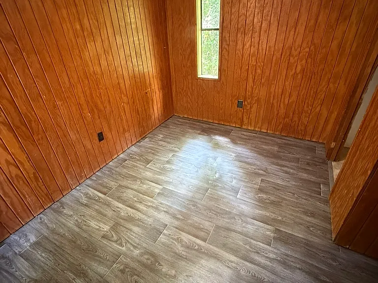 121 Wells St — Photo 15