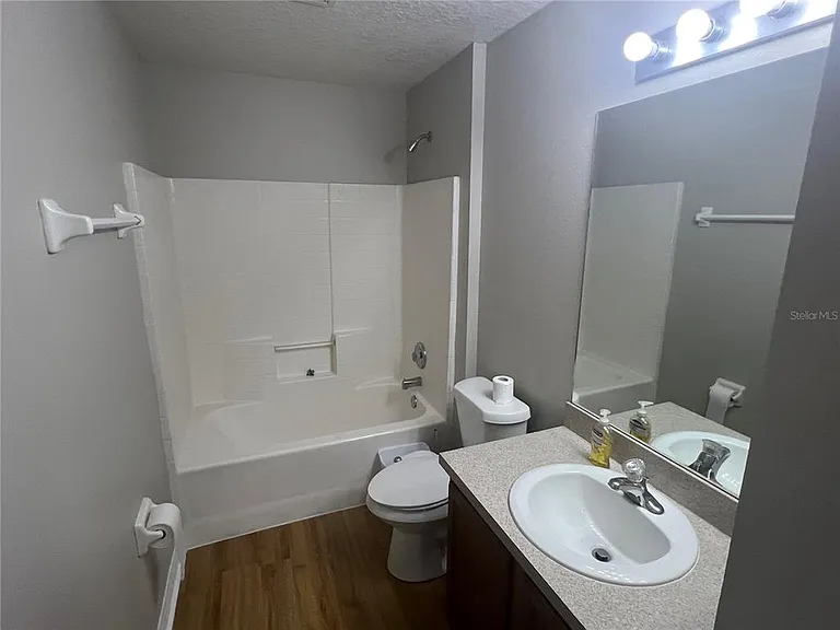 1063 Bluegrass Dr — Photo 21