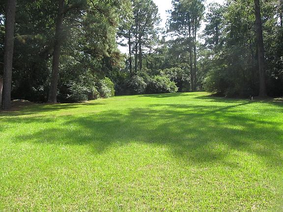 5th image of 213 Thomas E Jolly Dr W