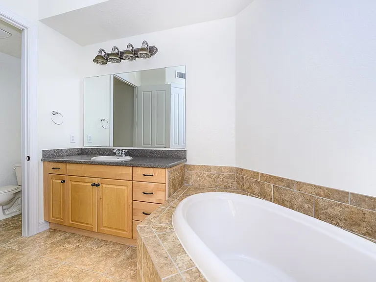 99 Vivante Blvd #5-404 — Photo 18