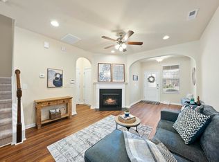 10105 Raven Tree Dr, Raleigh, NC 27617