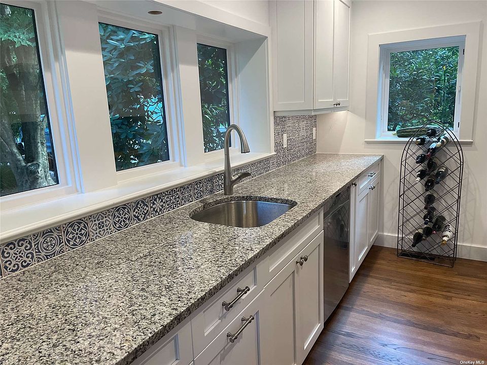 8 Valley Rd, Locust Valley, NY 11560 Zillow