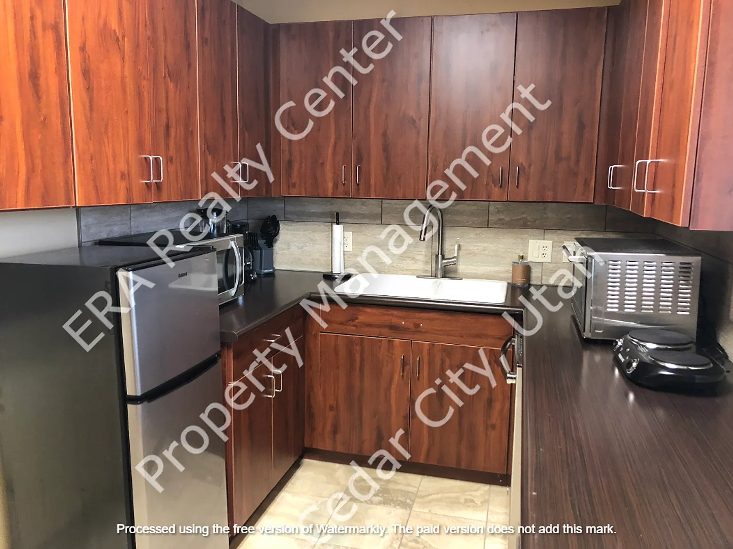 Large 2 bed / 1 bath Condo on North End of Town — Photo 3