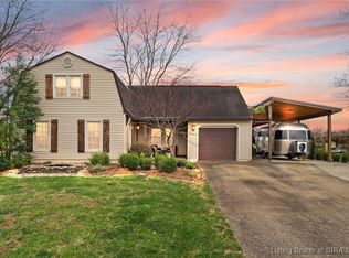 105 Knobview Dr, Memphis, IN 47143