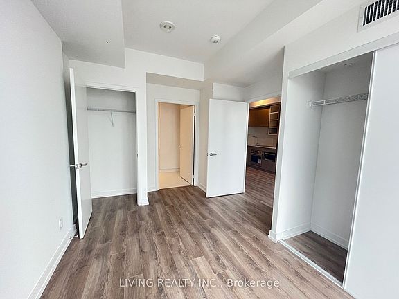 3rd image of 20 Edward St #2206