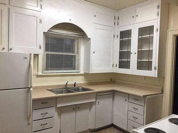 3rd image of 1222 10th St