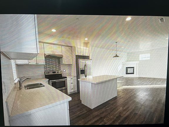5th image of 4927 Smitty Dr #2