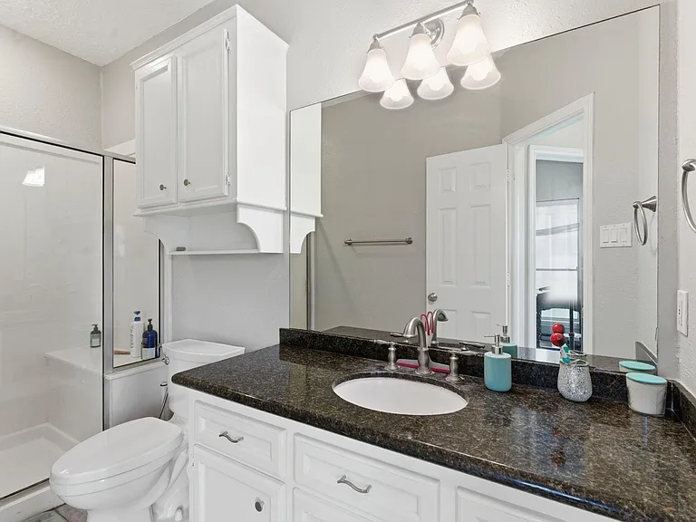 108 Somerton Dr — Photo 14