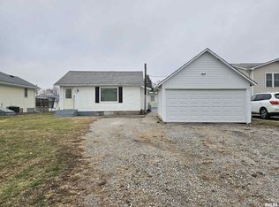 305 E 1st St, Wilton, IA 52778