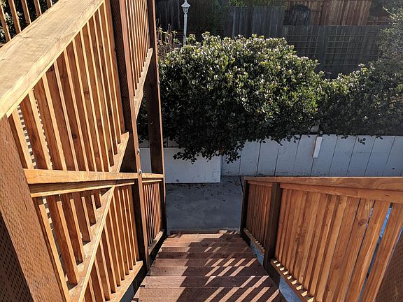 3rd image of 2121-2123 30th Ave