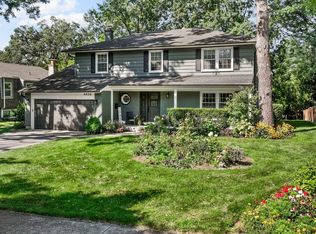4426 Black Partridge Ln, Lisle, IL 60532