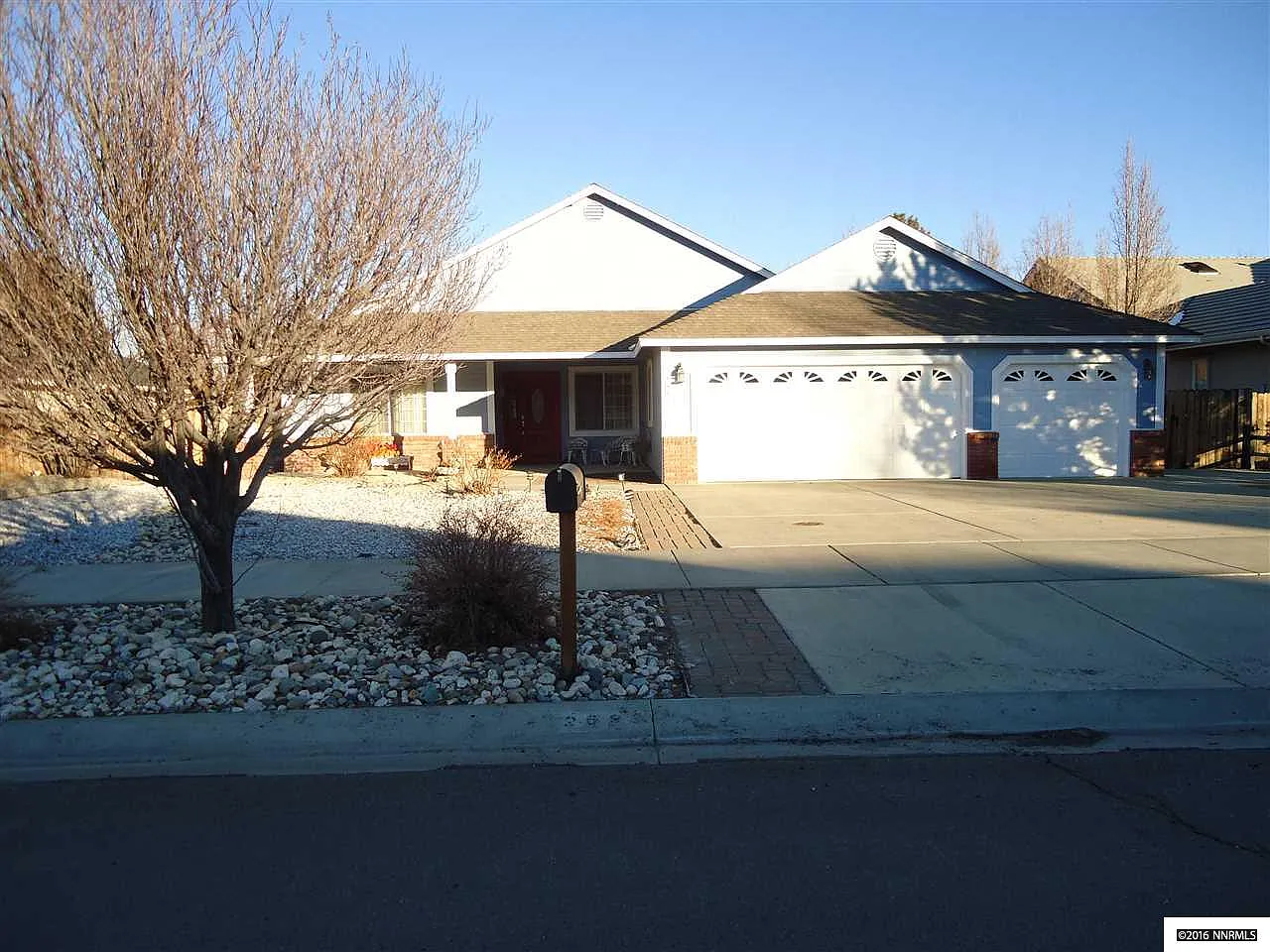 2657 Oak Ridge Dr photo 1