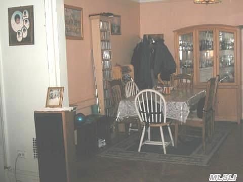 5th image of 13211 Metropolitan Ave