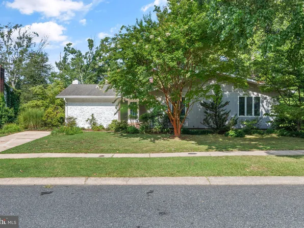 318 Foster Knoll Dr, Joppa, MD 21085