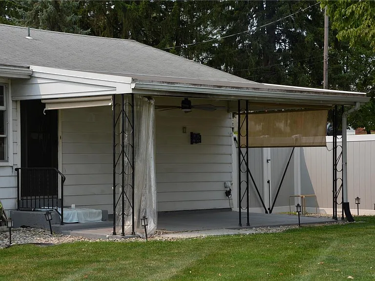 3017 Jefferson St — Photo 23