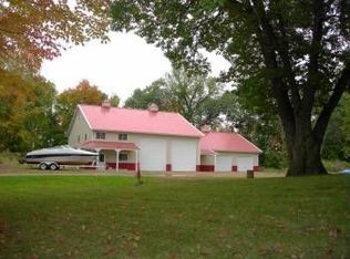 320 Game Farm Rd N, Maple Plain, MN 55359