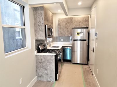 89 Beadel St APT 2F, Brooklyn, NY, 11222