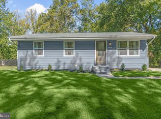 2910 Lumar Dr, Fort Washington, MD 20744