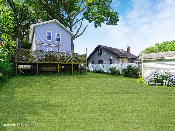5th image of 137 Alden Pl