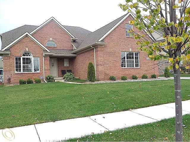 1st image of 54280 Birchwood Dr