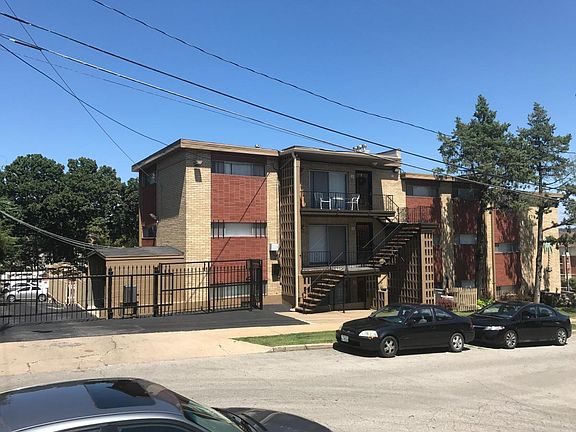 2nd image of 110 E 50th St