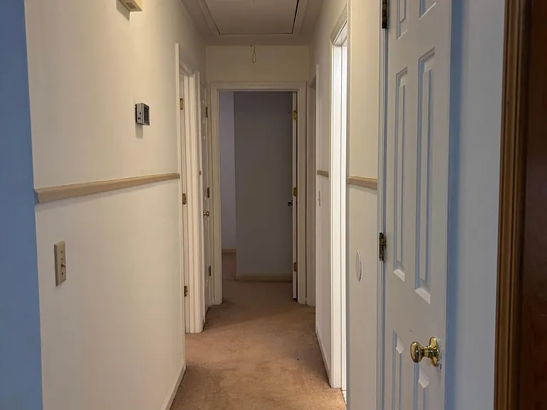 1460 Crowndale Dr — Photo 20