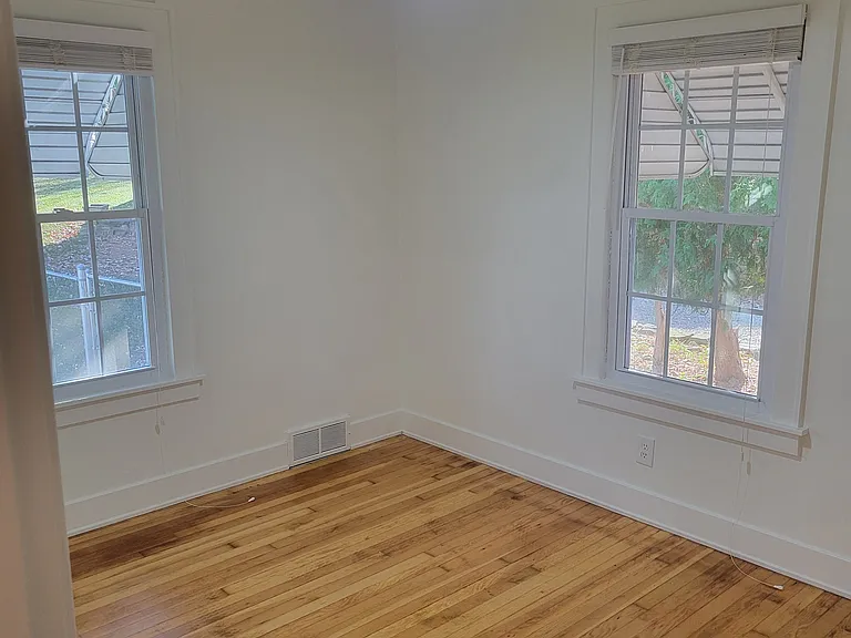 2261 Ridge Rd — Photo 15