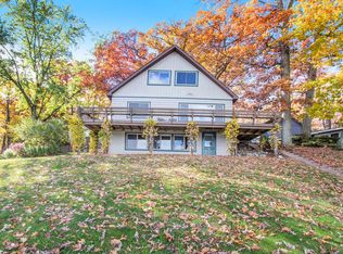 471 Burgess Lake Rd, Greenville, MI 48838