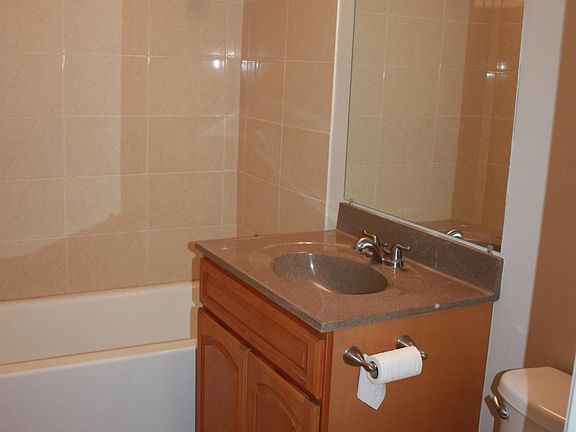 4th image of 10242 Beardon Dr APT 4