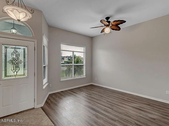 4th image of 124 S Beach Dr