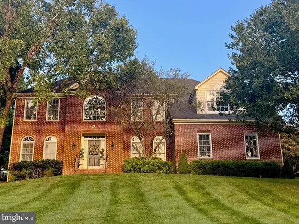 4 Talley Ct, Gaithersburg, MD 20878