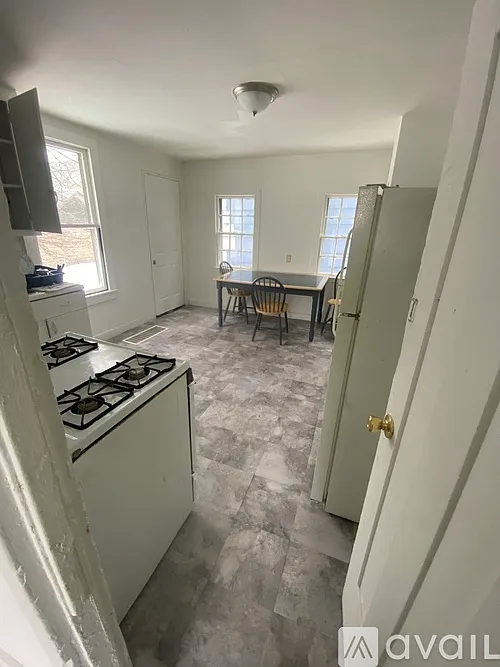 Building Photo 3