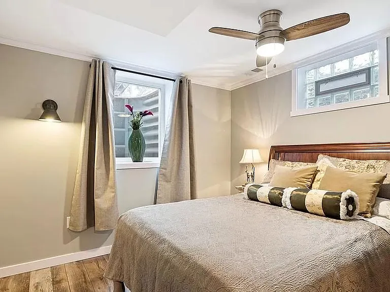 2nd downstairs bedroom